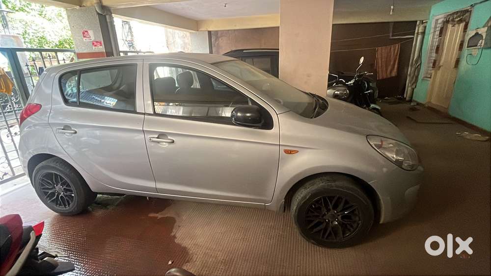 Hyundai I20 Petrol Manual 2010