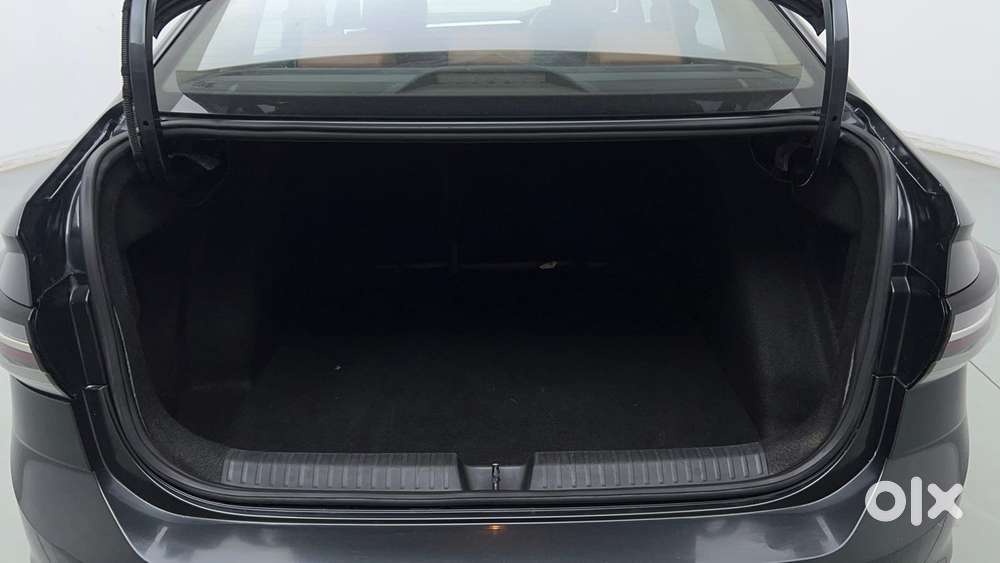 Volkswagen Virtus Highline Plus 1.0 Tsi At, 2022, Petrol