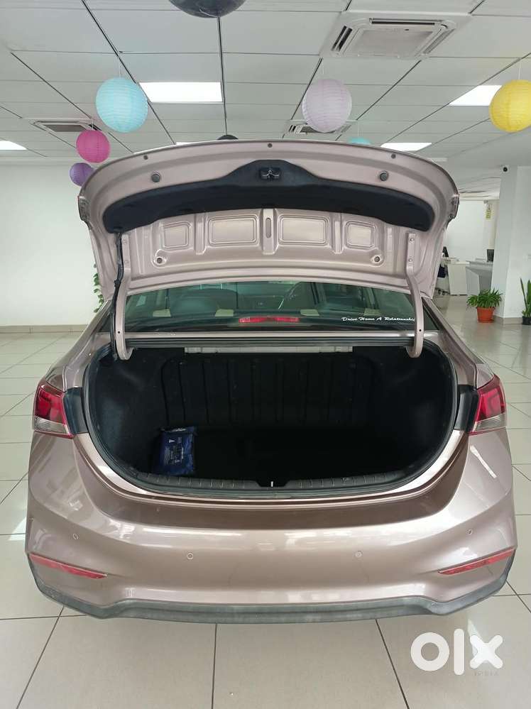 Hyundai Verna Ex 1.6 Vtvt At, 2018, Petrol
