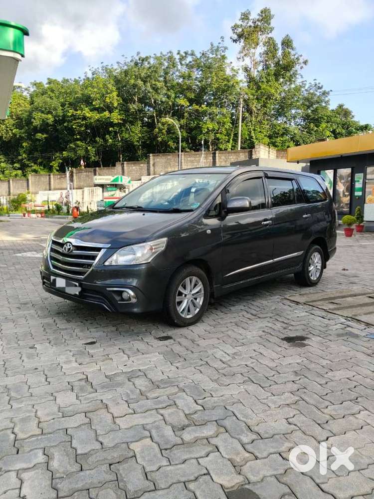 Toyota Innova 2.5 G (diesel) 8 Seater, 2015, Diesel