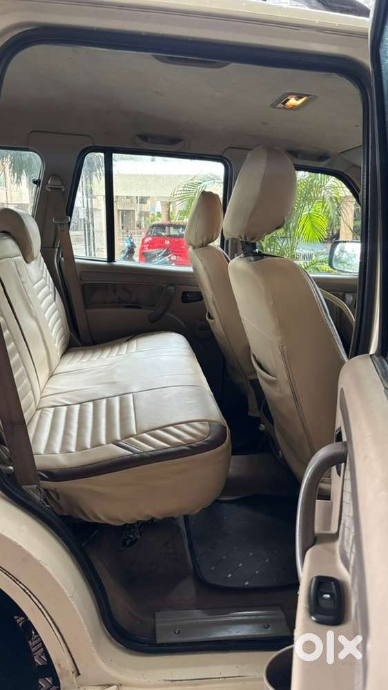 Mahindra Scorpio Classic 2011