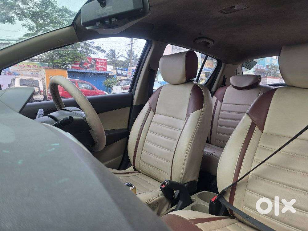 Hyundai I20 Asta 1.4 Crdi With Avn 6 Speed, 2011, Diesel