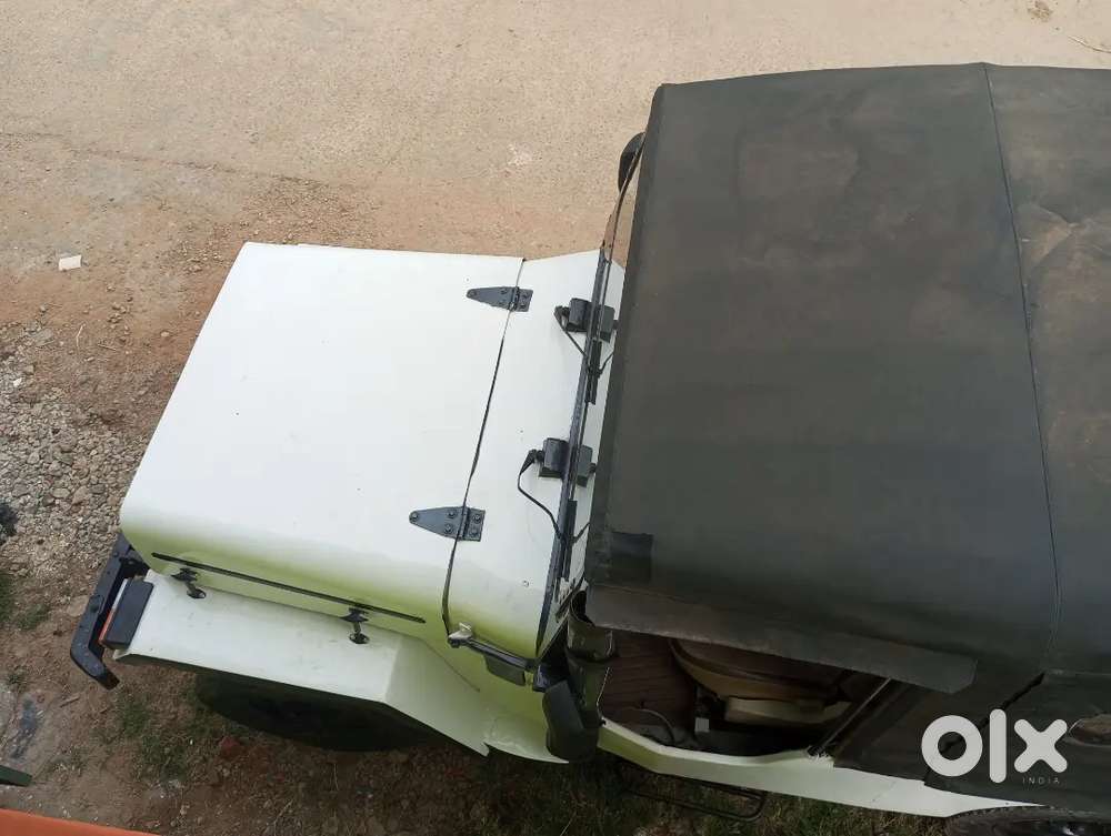 Mahindra Cj500 Di Jeep Vintage Style, Rugged & Strong Engine
