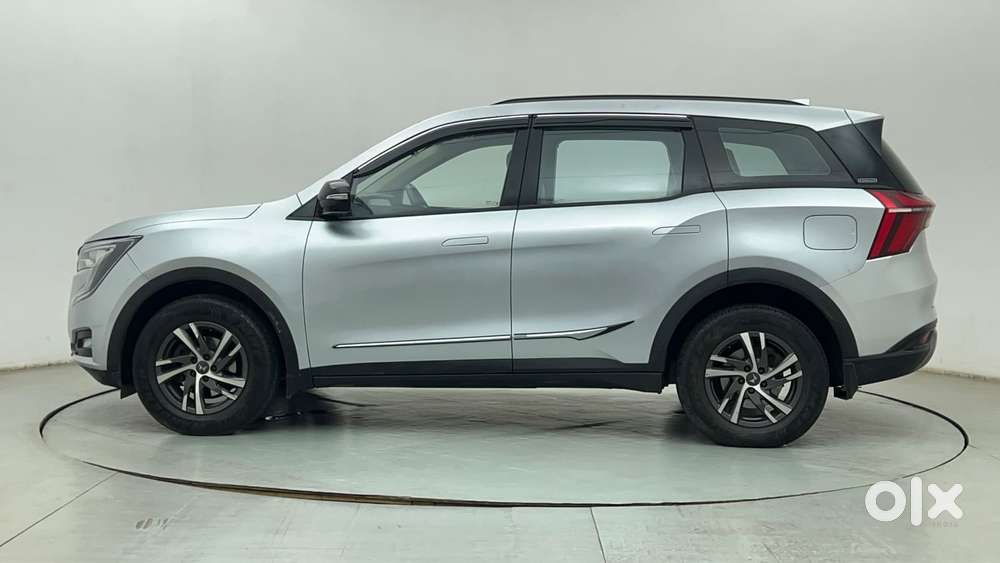 Mahindra Xuv700 2.2 Ax 5 Diesel At Str, 2022, Diesel