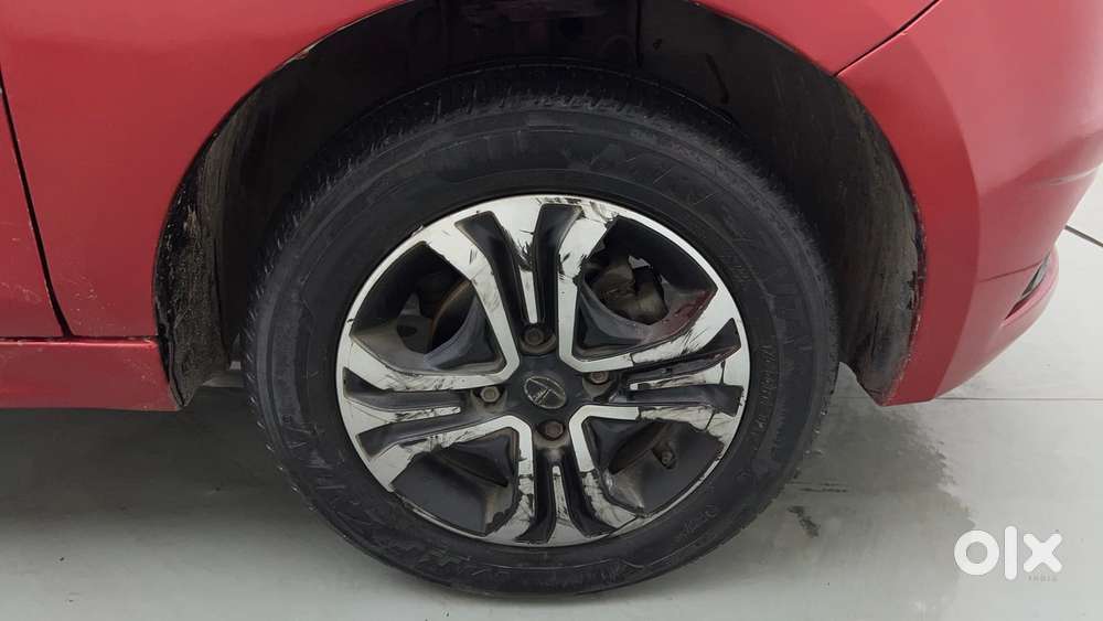 Tata Tiago Xza, 2019, Petrol