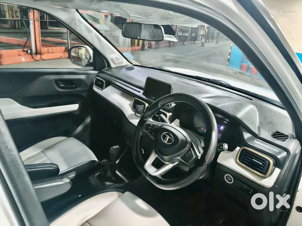 Tata Punch Dazzle S 2024
