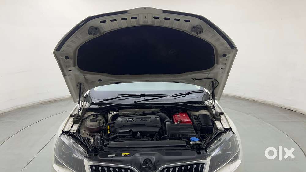 Skoda Superb Lk 1.8 Tsi At, 2018, Petrol