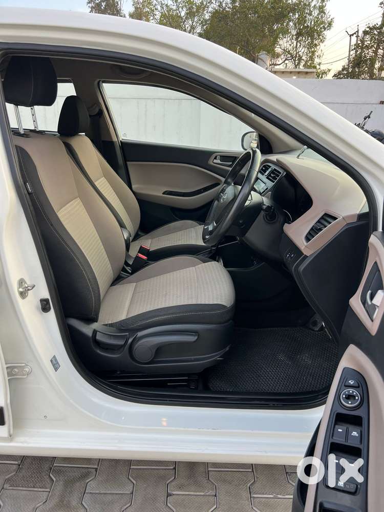 Hyundai Elite I20 Asta (o) 1.2 Ivt, 2019, Petrol