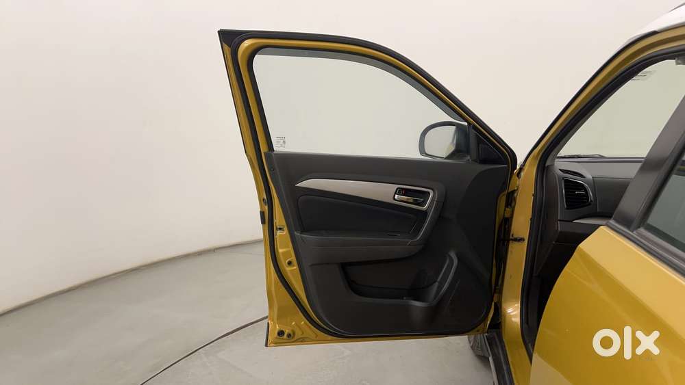 Maruti Suzuki Vitara Brezza Zdi+ Dual Tone Mt, 2017, Diesel