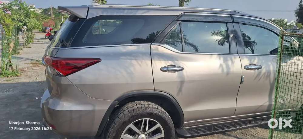 Toyota Fortuner 2017 Diesel 320000 Km Driven