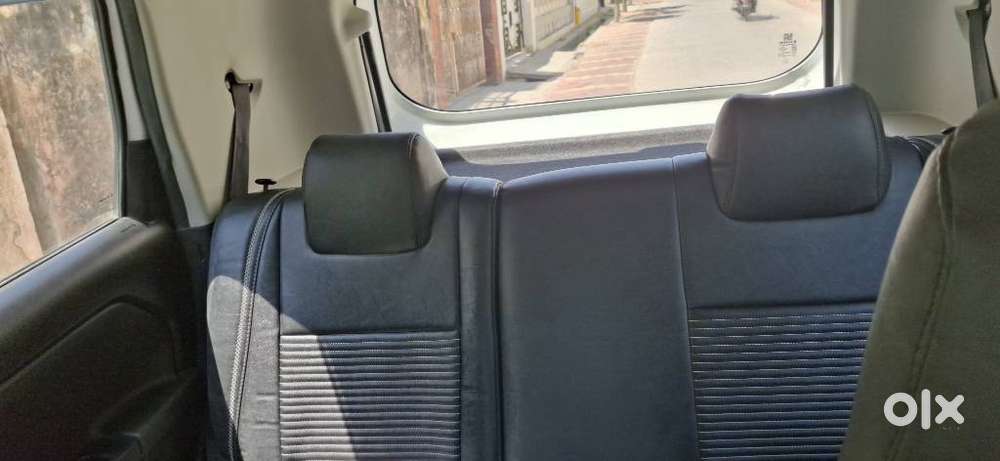 Maruti Suzuki Wagon R 1.0 Vxi Cng, 2025, Cng & Hybrids