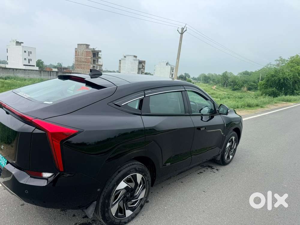 Mahindra Xev 9e Pack Three 2025