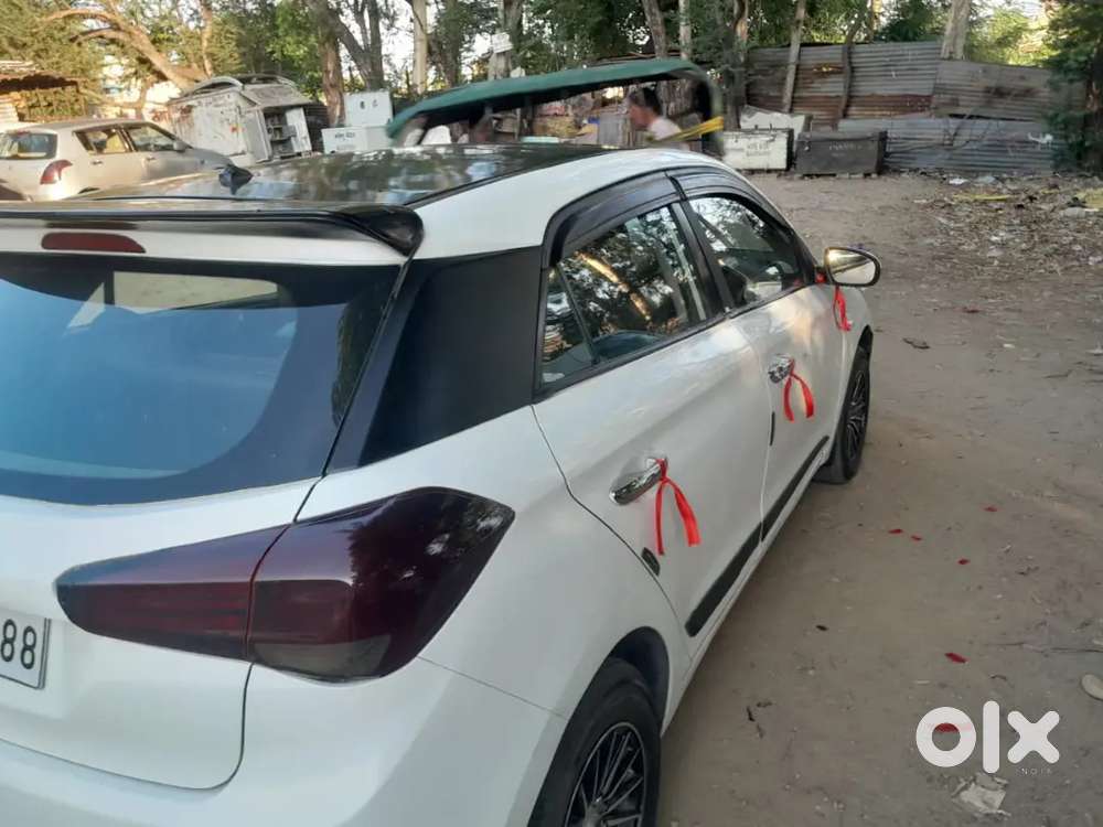 Hyundai I20 2018 Petrol 74000 Km Driven 1st Owner