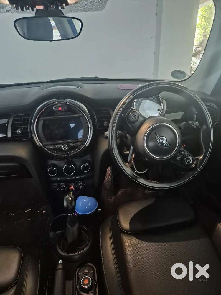 Mini Cooper 3 Door Doctor Driven