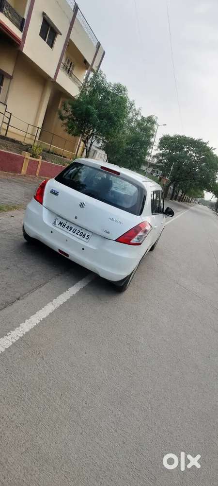 Maruti Suzuki Swift 2015 Petrol Well Maintained