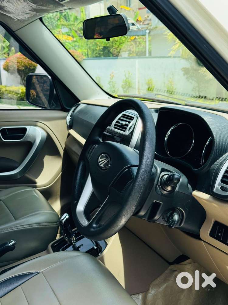 Mahindra Tuv 300 T8 Amt, 2017, Diesel