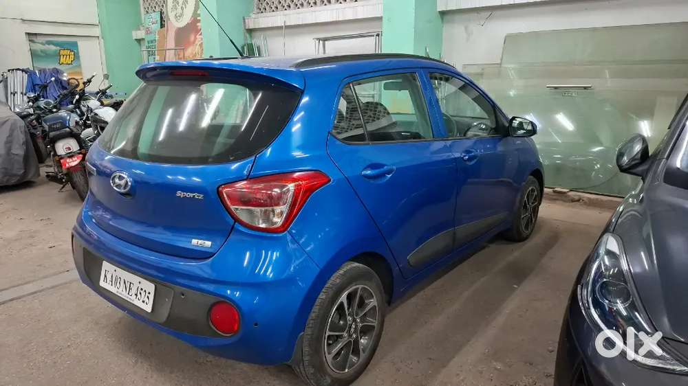 Hyundai I 10 Electric Blue