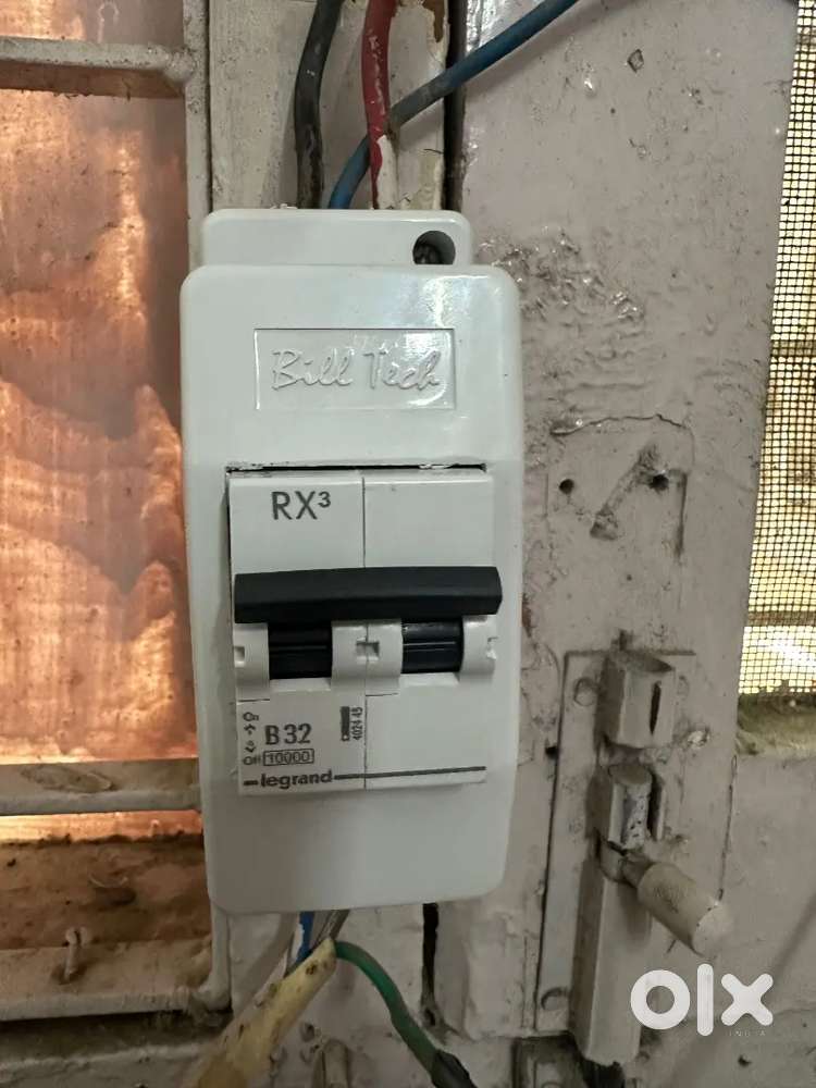 Electrician vacancy sector 14 mehrauli road gurugram