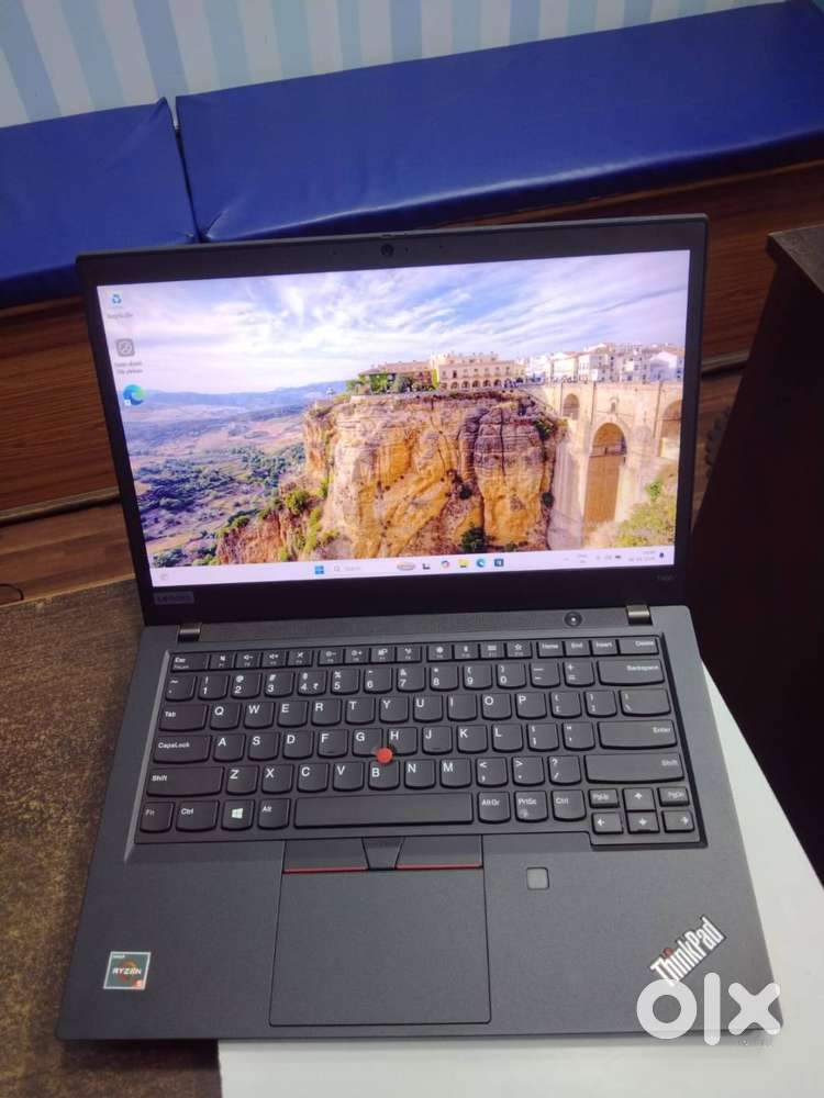 ֍ 2 GB AMD GRAPHICS /AMD Ryzen 5 Pro/ 8 GB RAM/ Lenovo ThinkPad T490 ֍