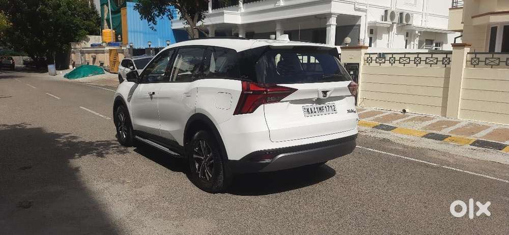Mahindra Xuv700 2.0 Ax 5 Petrol At Str, 2024, Petrol