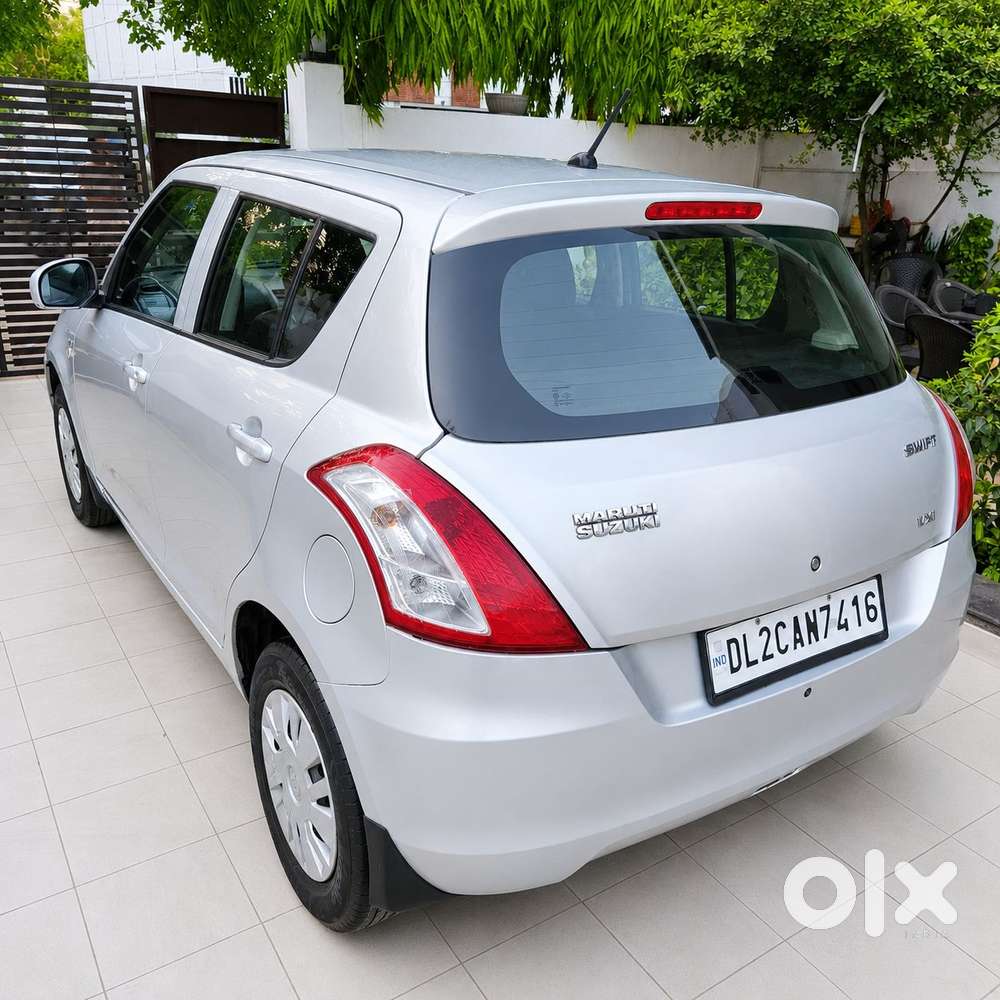 Maruti Suzuki Swift Lxi Optional-o, 2011, Petrol