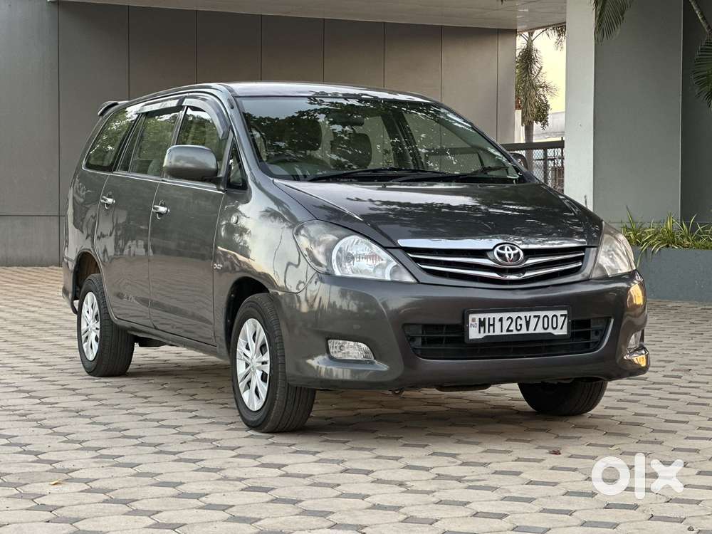 Toyota Innova 2.5 G (diesel) 7 Seater, 2011, Diesel