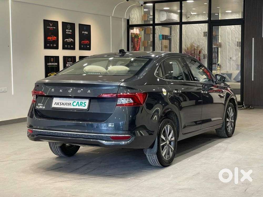 Skoda Slavia 1.0 Tsi Style, 2022, Petrol