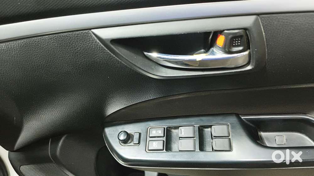 Maruti Suzuki Swift Vxi, 2017, Petrol