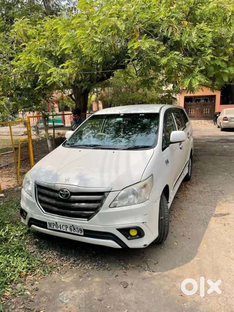 Toyota Innova Diesel 2015
