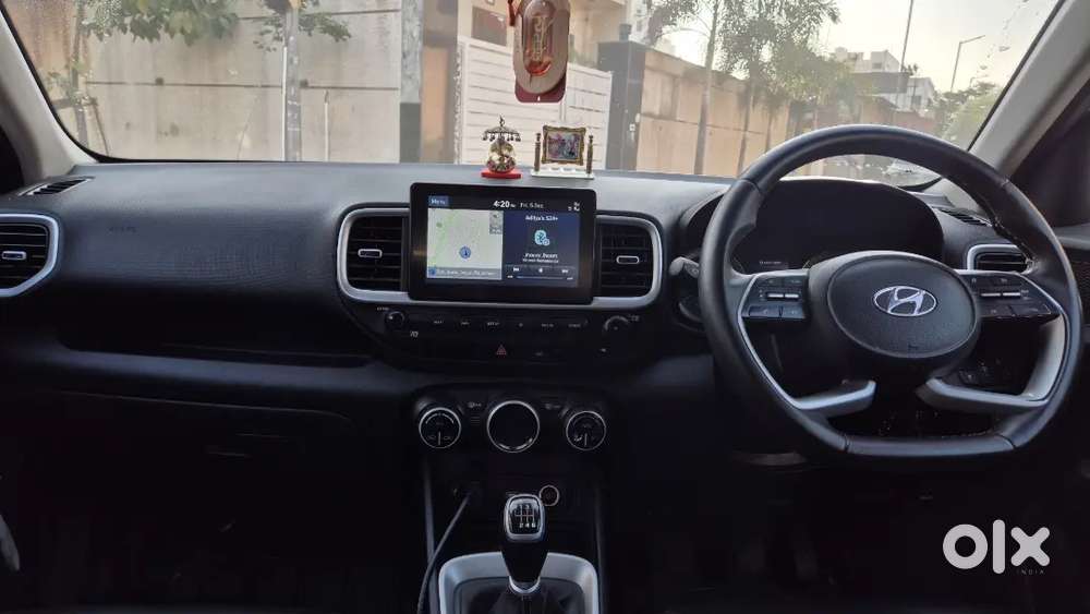 Hyundai Venue 2021 Diesel 99000 Km Driven