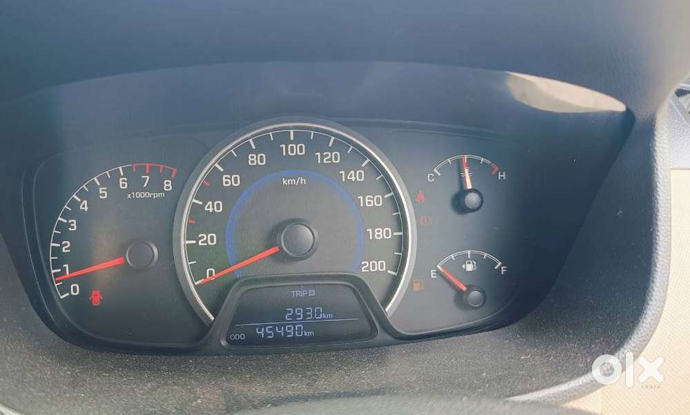 Hyundai Grand I10 Sportz, 2016, Petrol