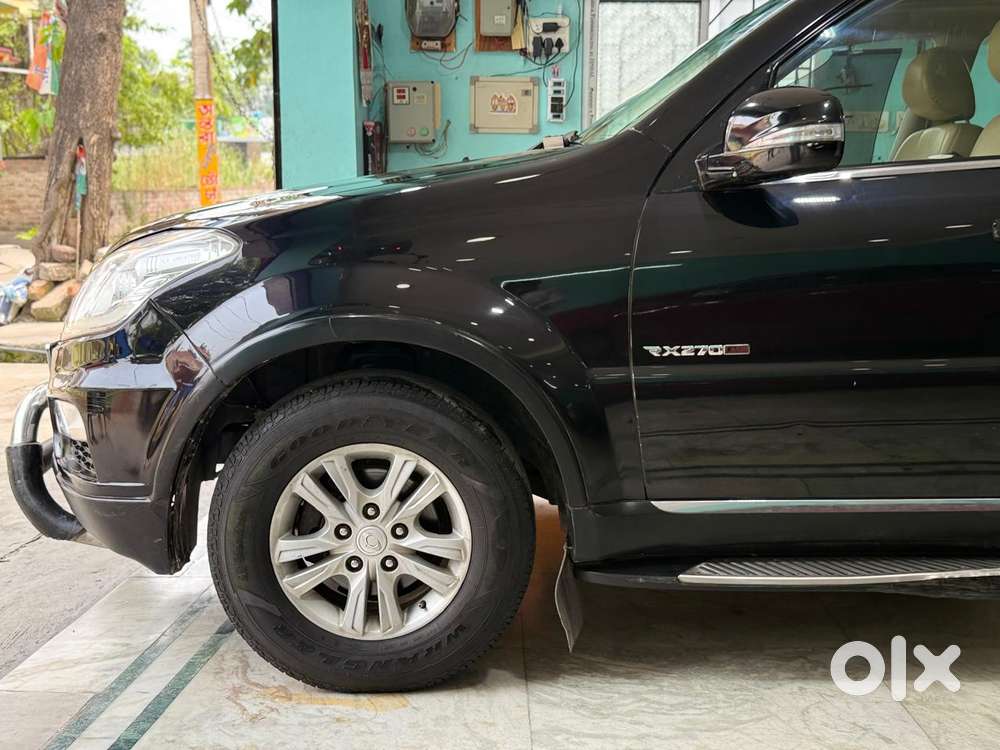 Mahindra Rexton, 2014, Diesel