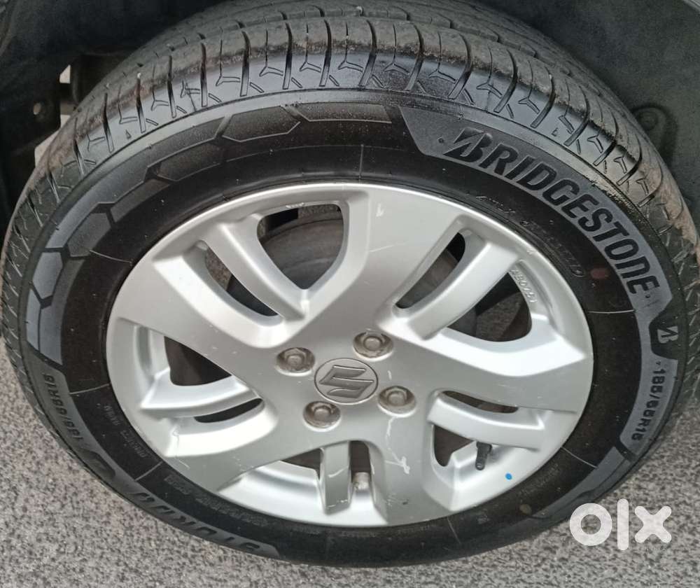 Maruti Suzuki Swift Dzire Zdi, 2014, Diesel