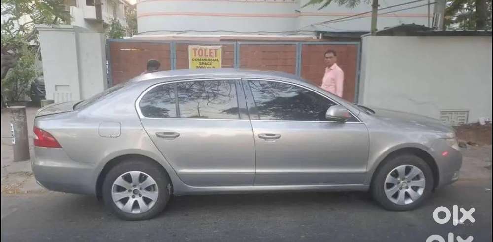 Skoda Superb 2010 Petrol