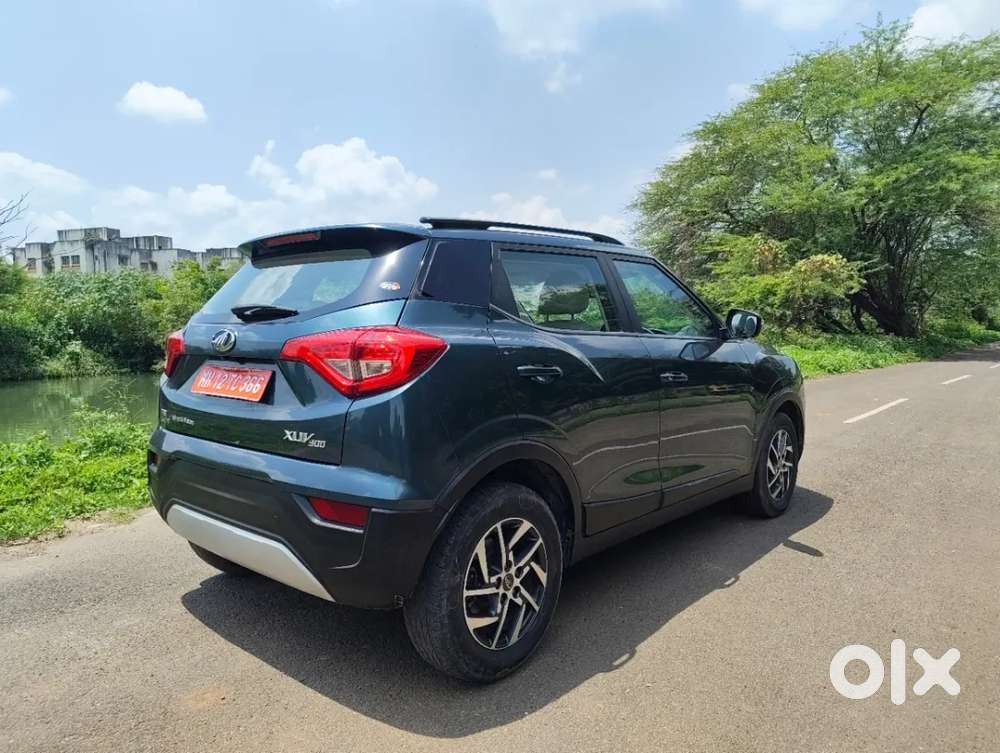 Mahindra Xuv300 W8 (o) 1.5 Diesel Amt, 2022, Diesel