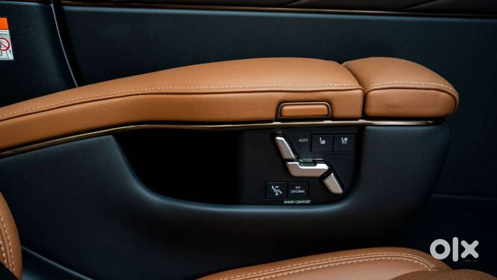 Toyota Vellfire Vip – Executive Lounge, 2024, Petrol