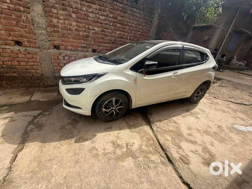 Tata Altroz 2021 Petrol 26500 Km Driven