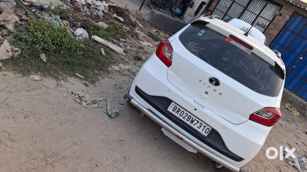 Tata Tiago Revotron 2025 Manual Petrol