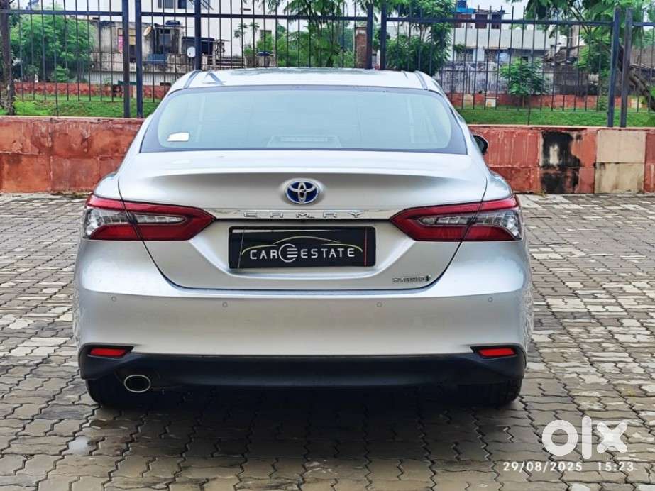 Toyota Camry Hybrid, 2024, Cng & Hybrids