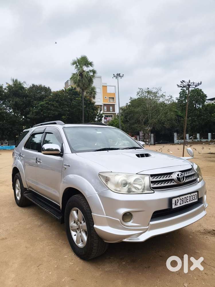 Toyota Fortuner 3.0 4x4 Manual, 2010, Diesel
