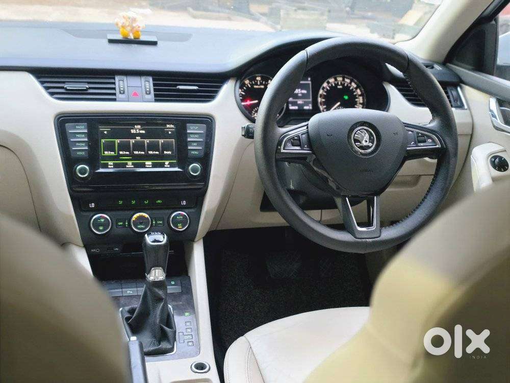 Skoda Octavia 1.8 Elegance Tsi At, 2016, Petrol