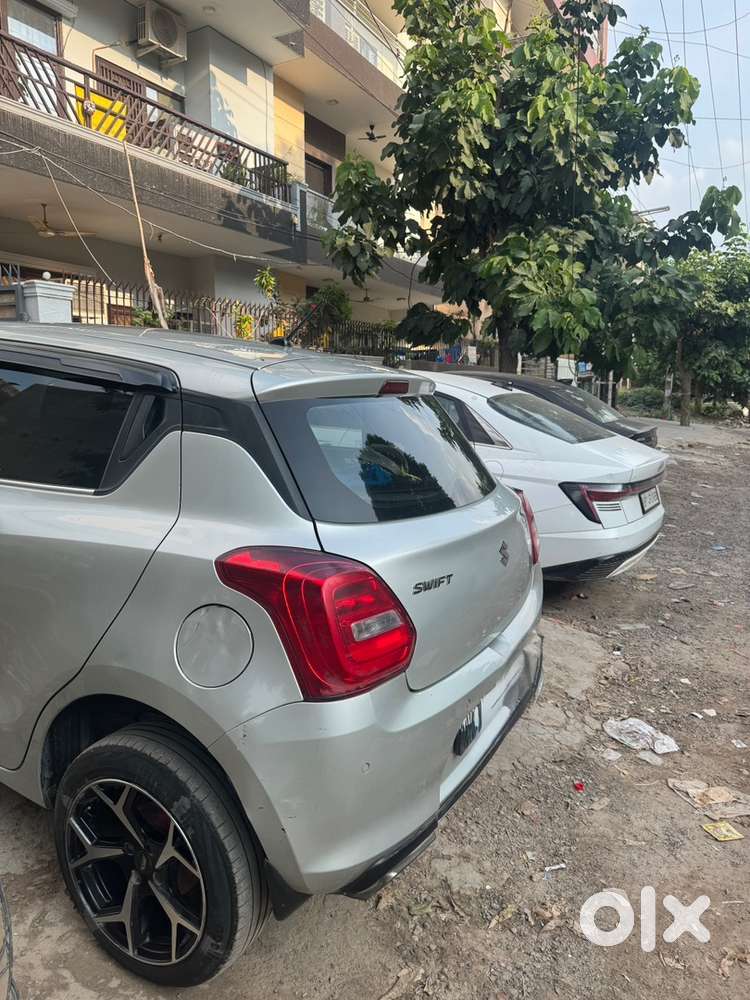 Maruti Suzuki Swift 2023 Vxi Cng