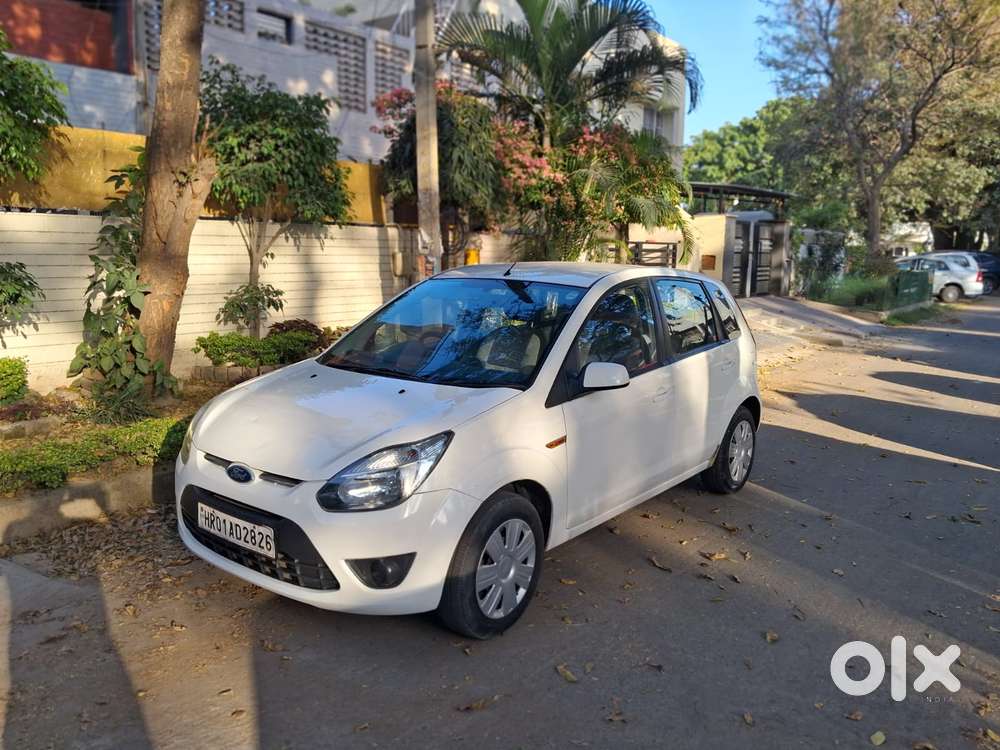 Ford Figo, 2011, Petrol