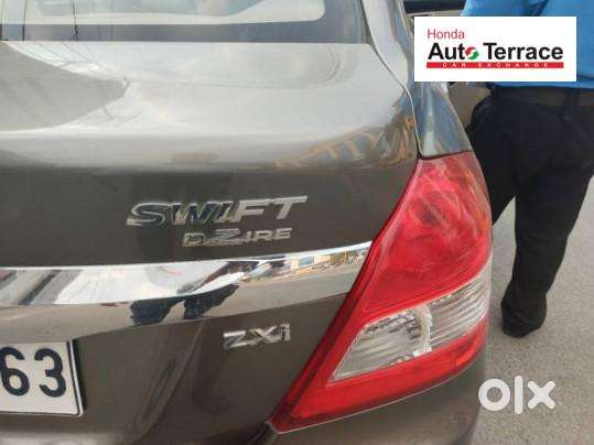 Maruti Suzuki Swift Dzire Lxi, 2016, Petrol