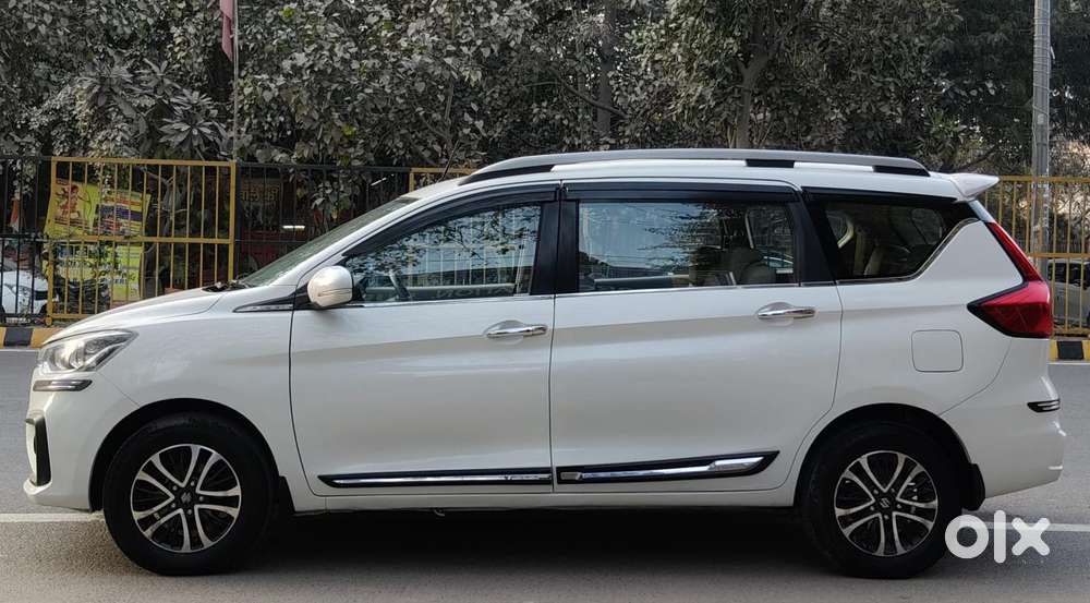 Maruti Suzuki Ertiga Zxi Shvs, 2022, Petrol