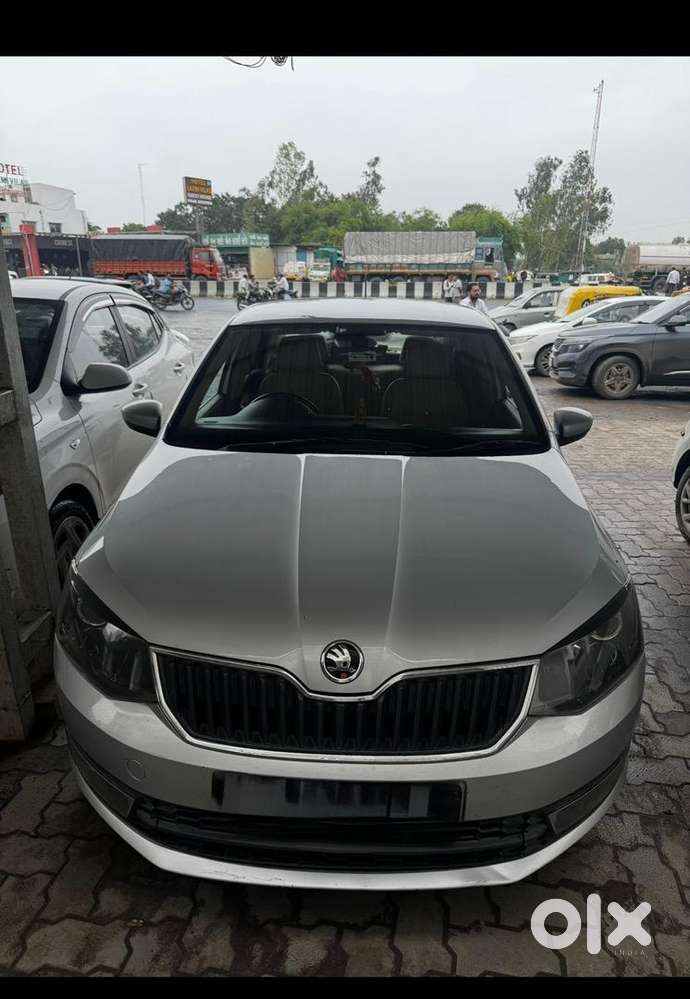 Skoda Rapid 2017 Diesel Top Model Automatic Well Maintain
