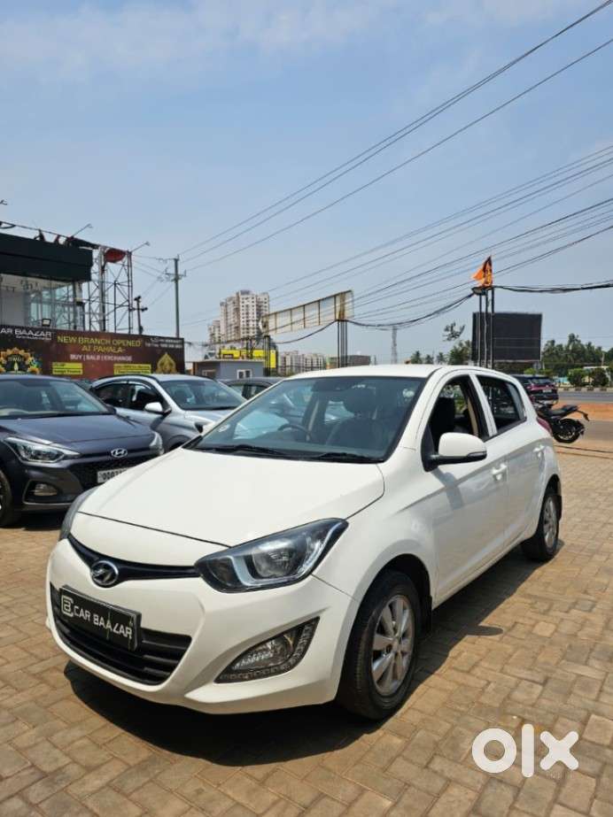 Hyundai I20 2015-2017 Sportz Option 1.4 Crdi, 2013, Petrol