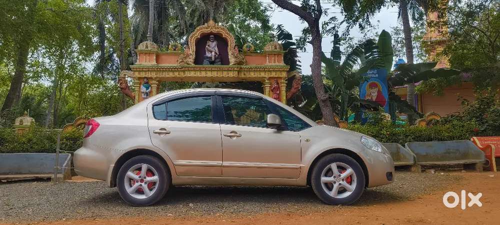 Originally Maintained Sx4 Zxi (topend Model) With Unique Gold Colour