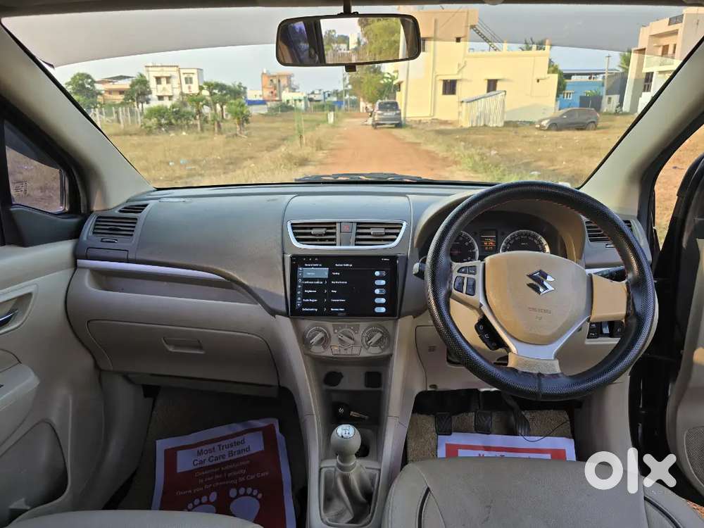 Maruti Suzuki Ertiga Vxi+
