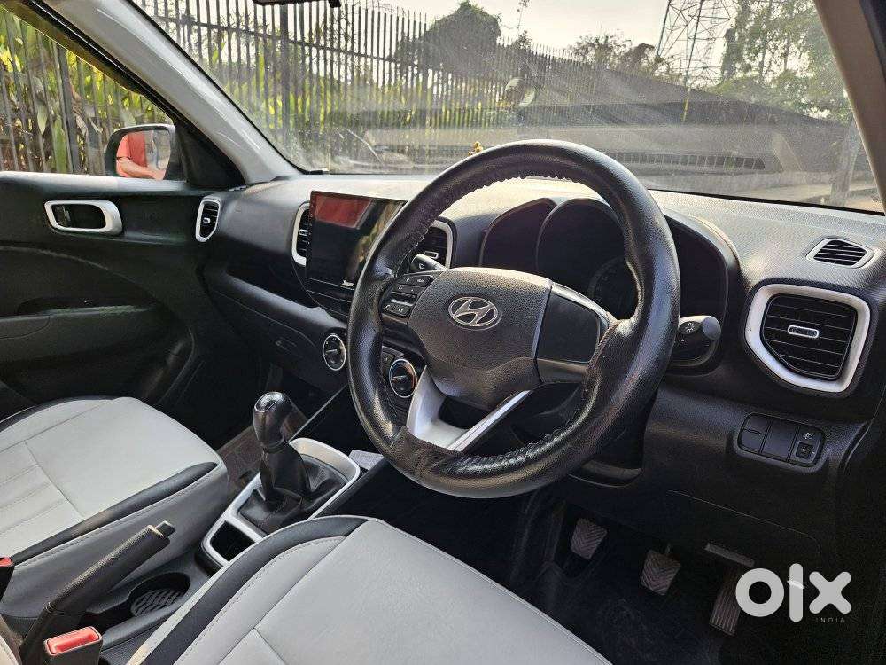 Hyundai Venue S 1.2 Petrol, 2021, Petrol